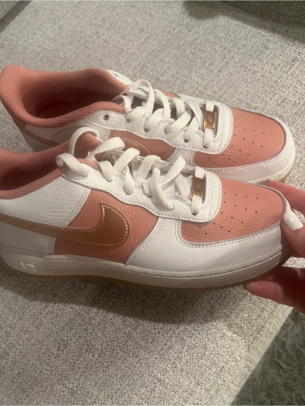 Nike Air Force 1 Sneakers White, Rust Pink & Metallic Gold Sz 7 Youth/8.5 Women